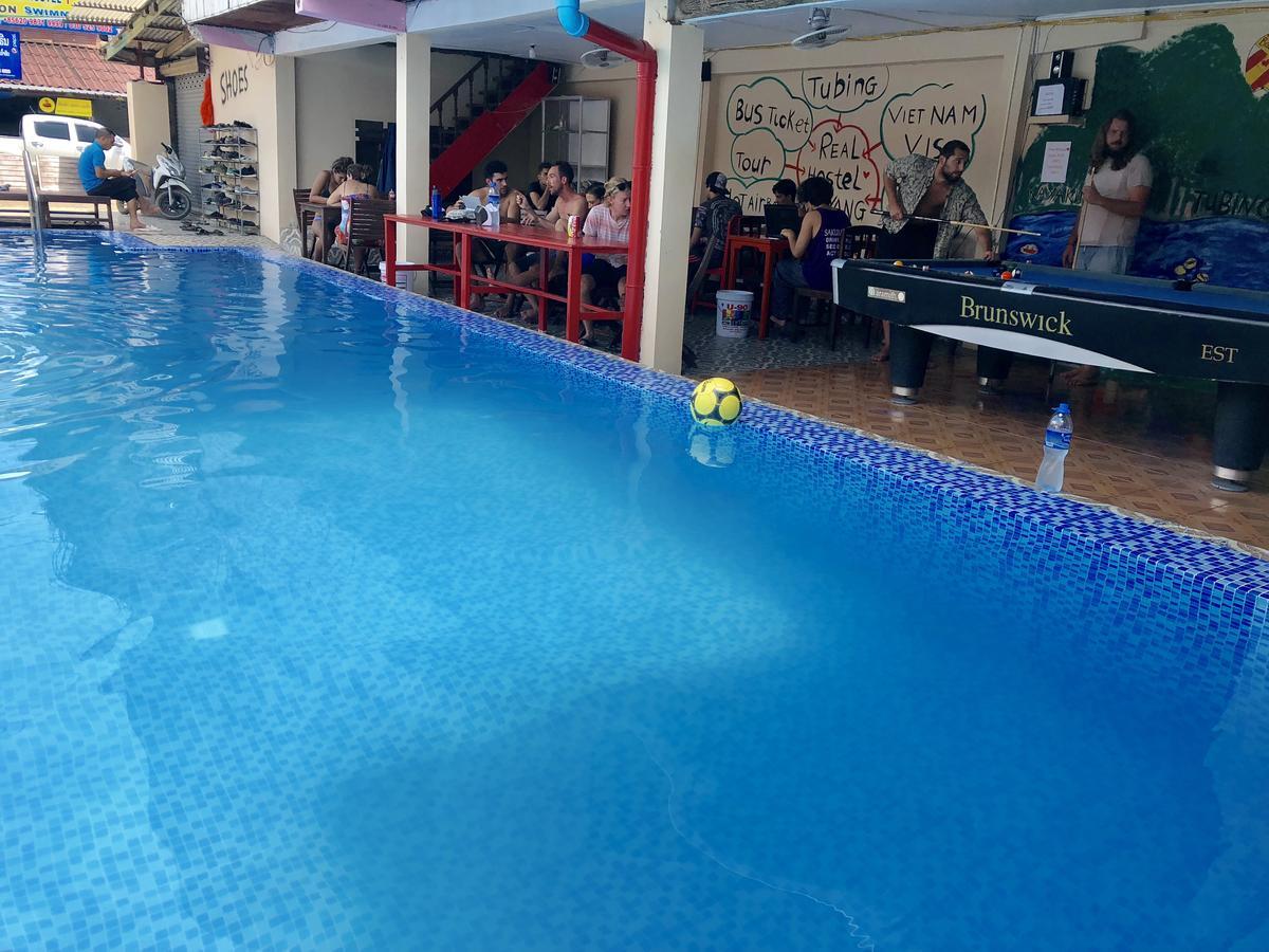 Real Vang Vieng Backpacker Hostel Экстерьер фото